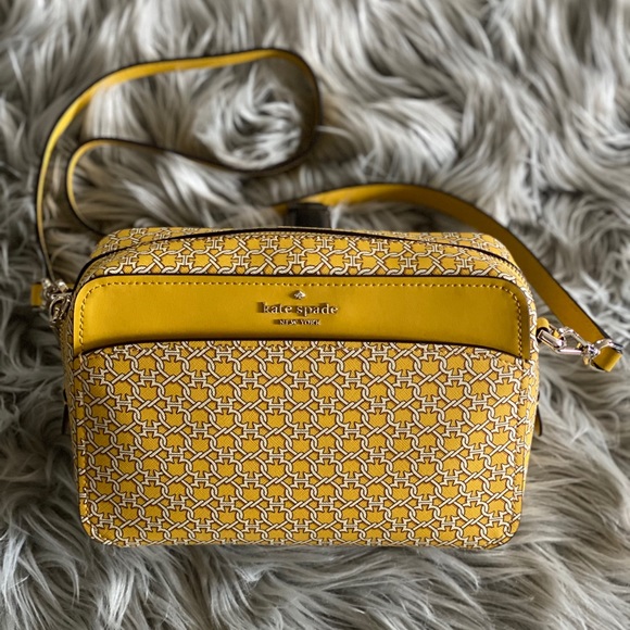 kate spade Handbags - Kate Spade Link Camera Bag